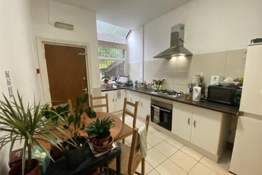 5 bed house, Birchfields Road, Longsight, Manchester, M130XQ - Image 3